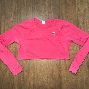 Gymshark Womens XL Red Cropped Sweatshirt Long Sleeve Ribbed Athletic Top